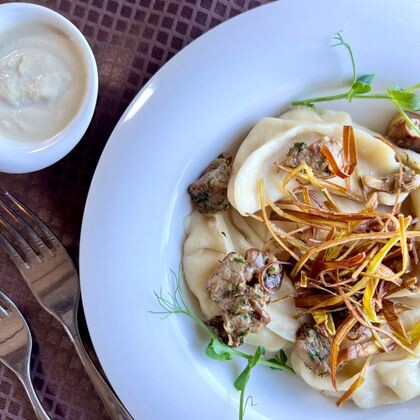 Вареники с картошкой
и белыми грибами