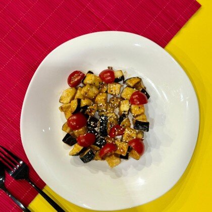 С обжаренными баклажанами