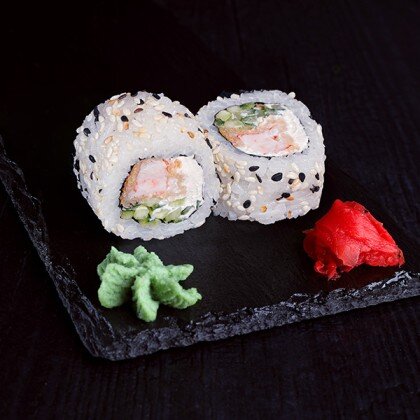 Ролл Калифорния с креветкой ДеЛюкс