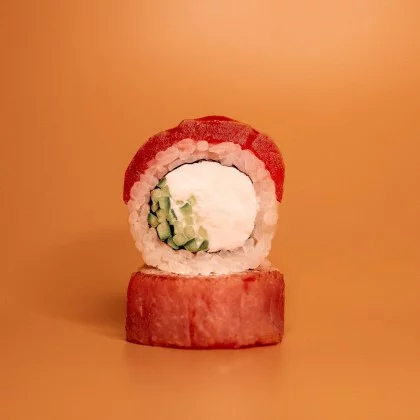 Магуро с опаленным тунцом