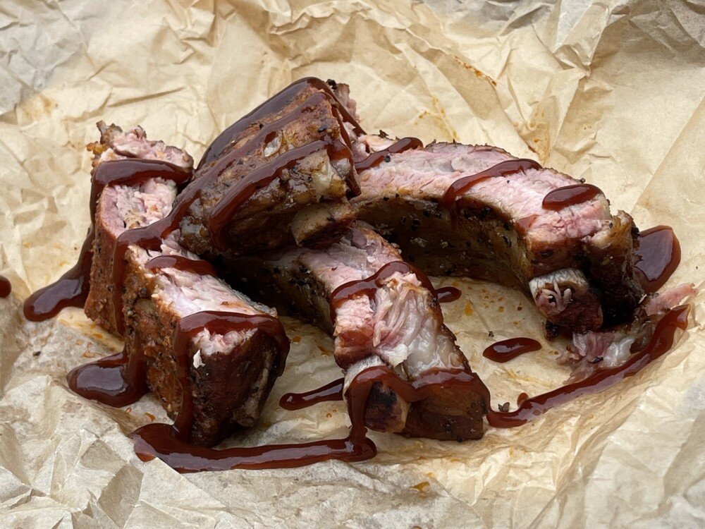Свиные копченые ребра BBQ
