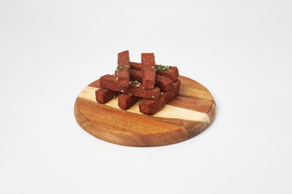 Гренки чесночные с соусом "Тартар"