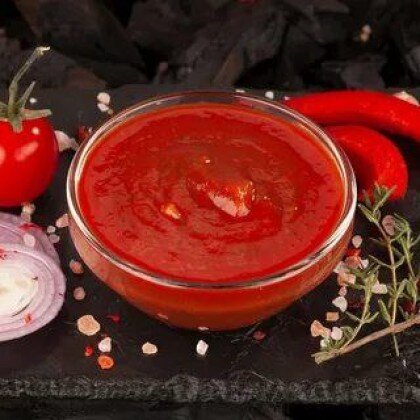 Красный томатный