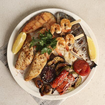 Ассорти из рыбных шашлыков