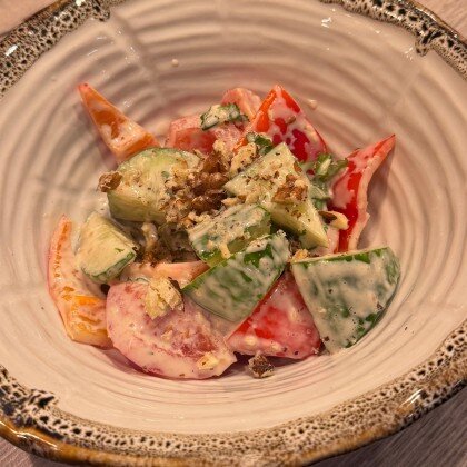 Салат Грузинский с ореховой заправкой