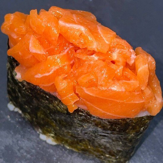 Гункан с Лососем