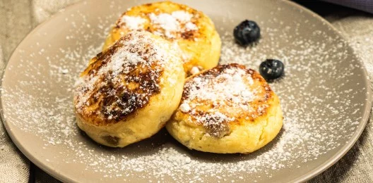 Сырники с изюмом
