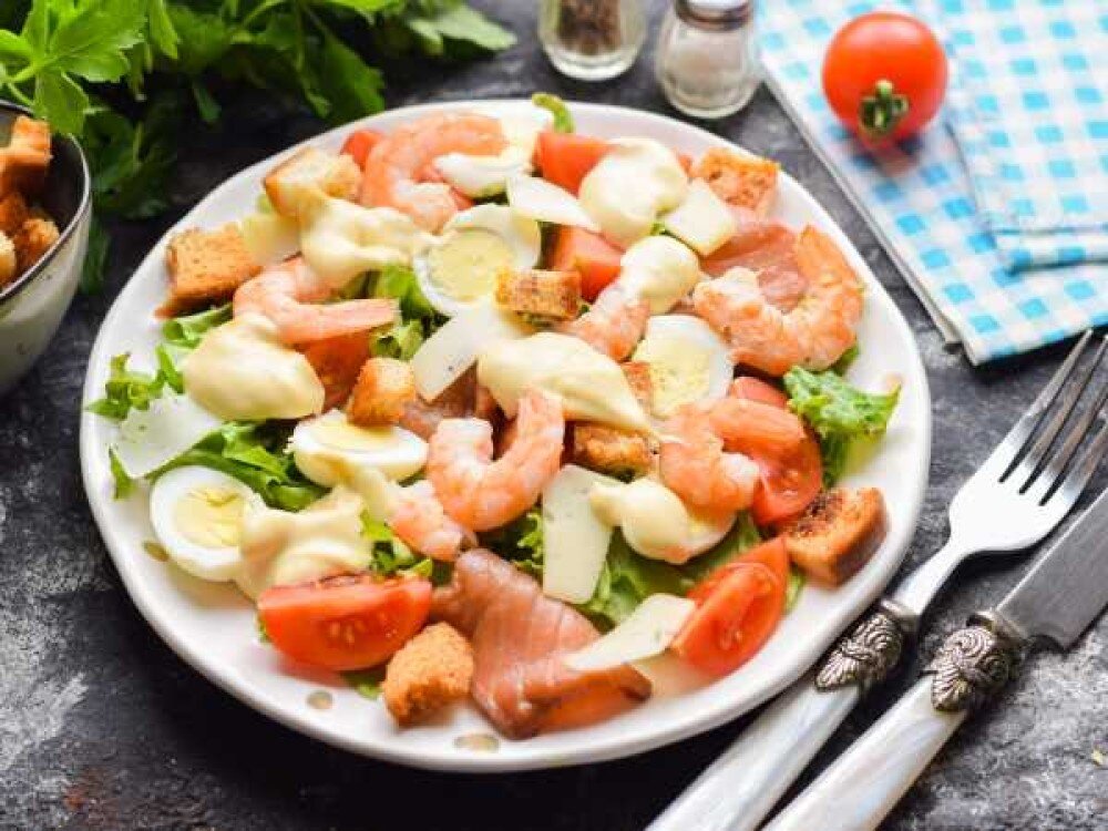 Цезарь с семгой