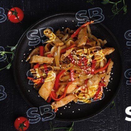 Удон с курицей в перечно-устричном соусе