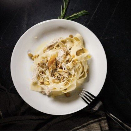 Тальятелле с курицей грибами