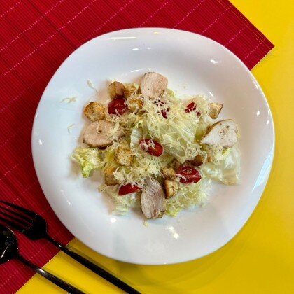 Цезарь с курицей