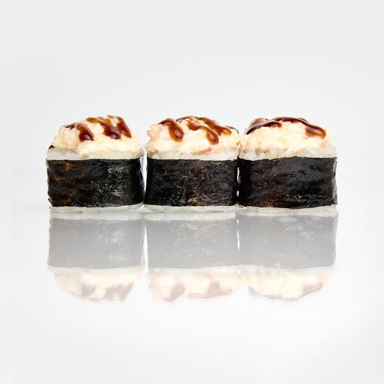 Маки гриль краб