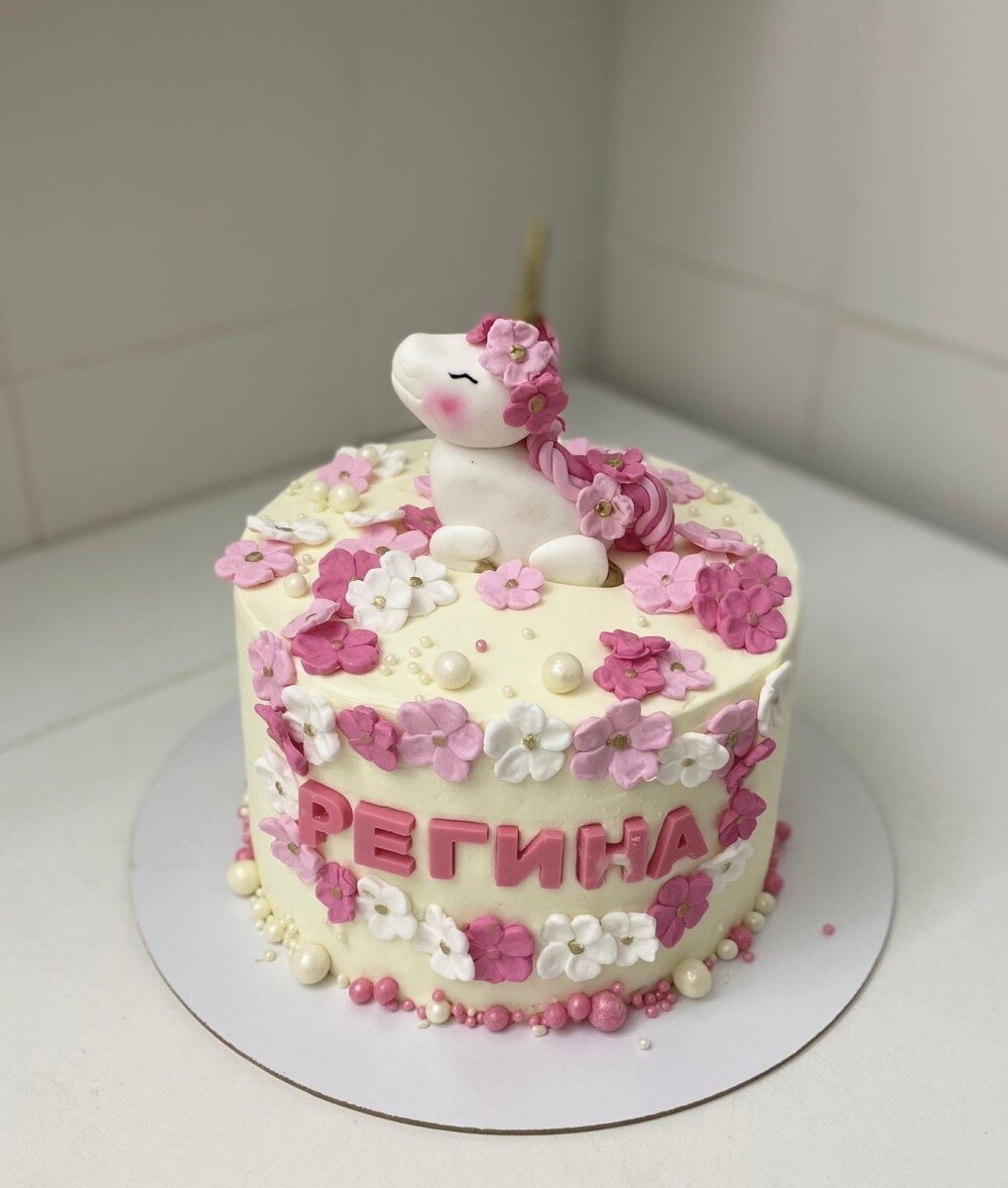Торт для девочек