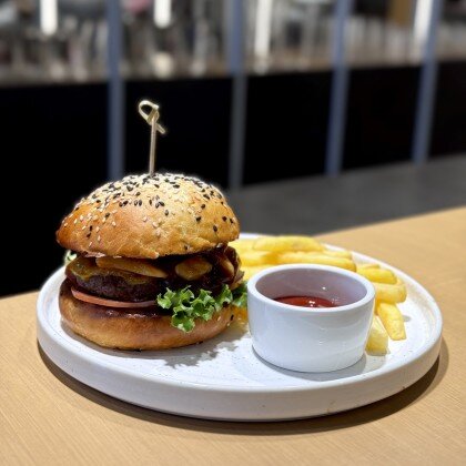 Смолянин с гавайским характером