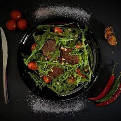 Салат от шефа с говядиной