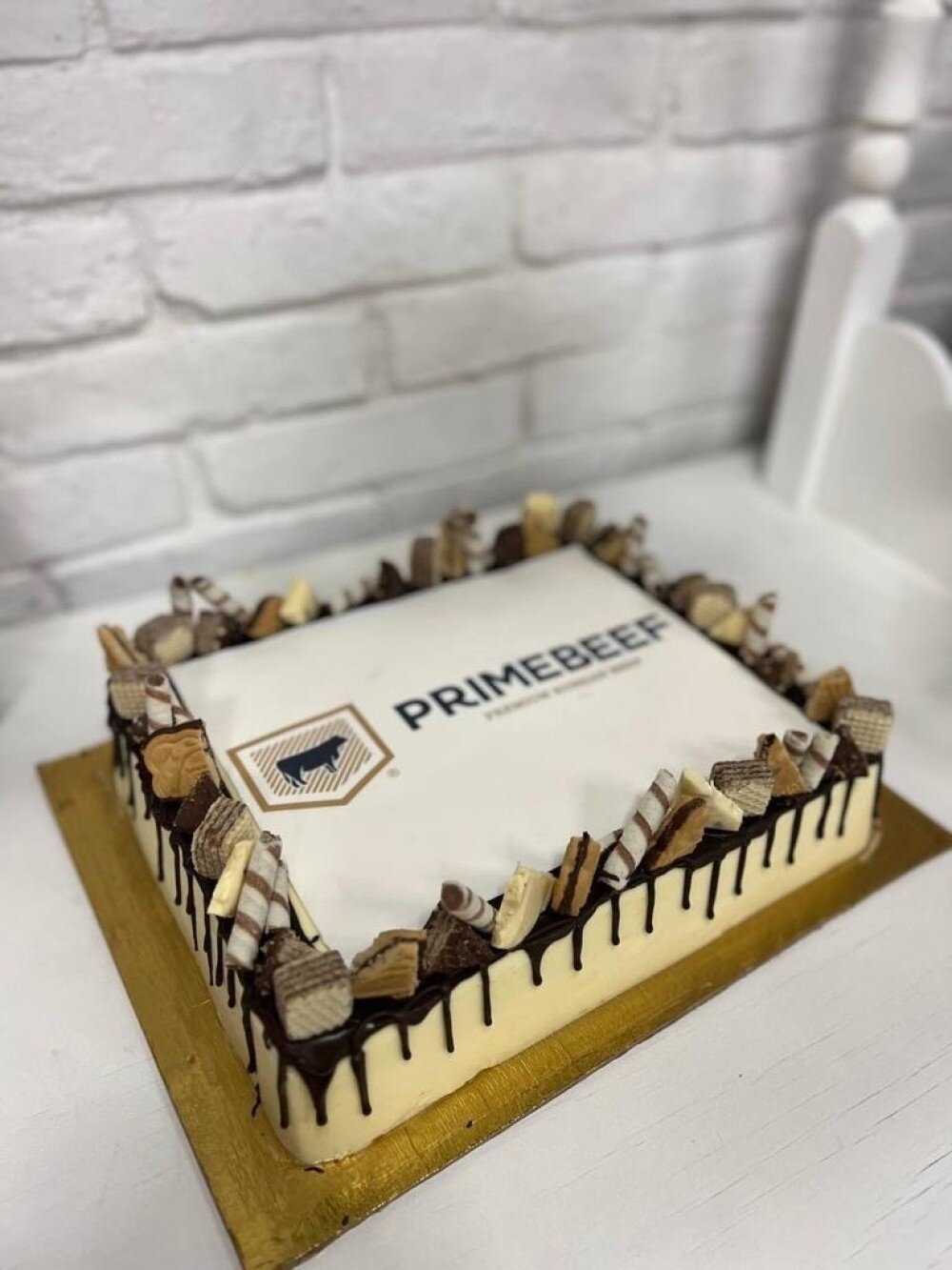 Торт корпоративный с логотипом № 3