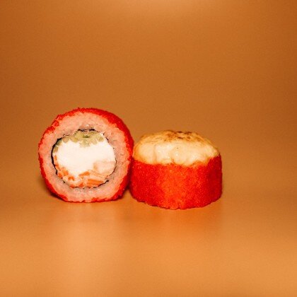 Запеченная калифорния снежный краб и креветка