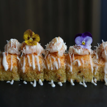 Цветущая сакура