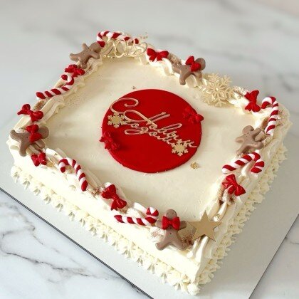 Торт новогодний с топпером