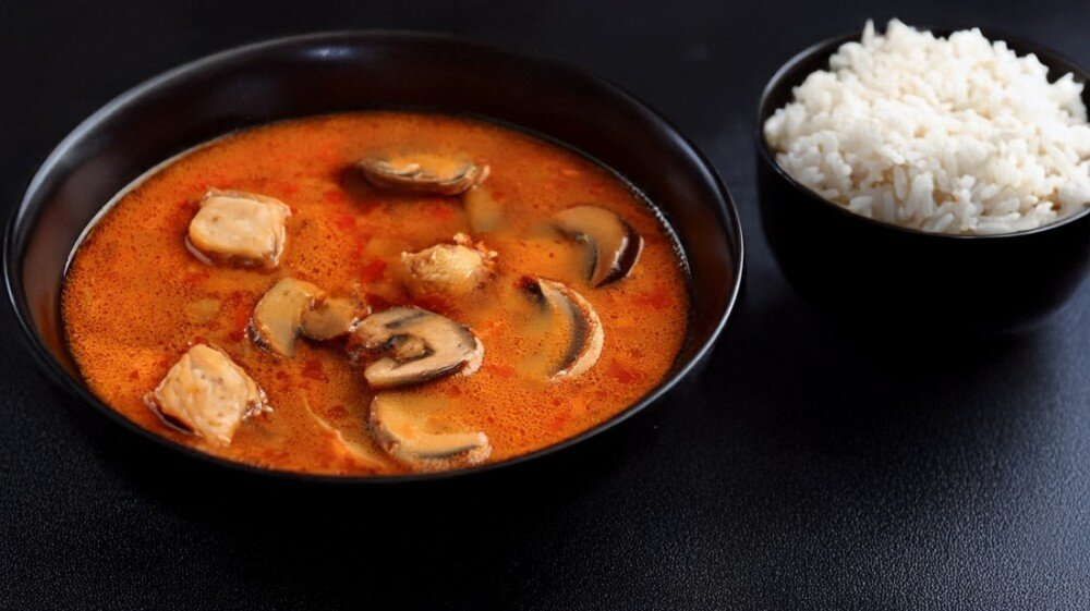 Том ям с курицей