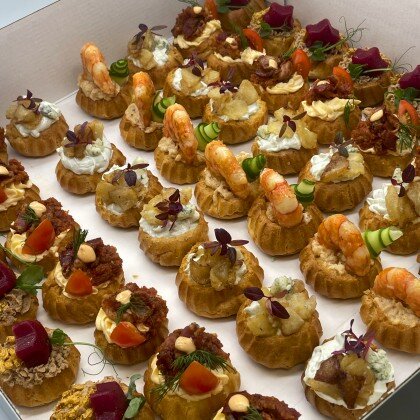 Профитроли ассорти 49 шт